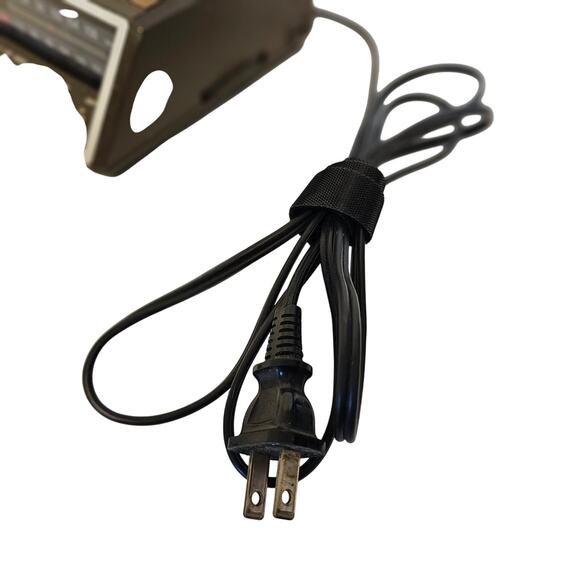 Vintage AM/FM Digital Alarm Clock Radio Woodgrain 1980s Works Tested GE 7-4616B - Picture 5 of 16